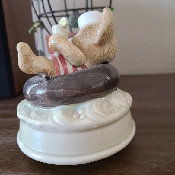 Otagiri Over the Waves Kirby Koala music box - Picture 4 of 7